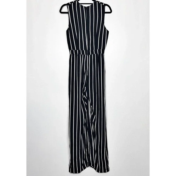 NWT Flynn Skye Florence Jumpsuit Plunge Neckline Black White S